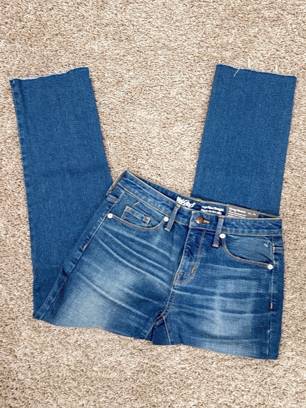 Mossino High Rise Straight Power Stretch Jeans Size 0 New with tag